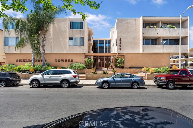5429 Newcastle AVE Unit: 309