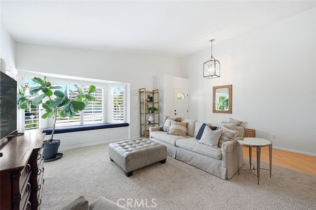 Detail Gallery Image 5 of 46 For 17866 via La Cresta, Chino Hills,  CA 91709 - 3 Beds | 2 Baths