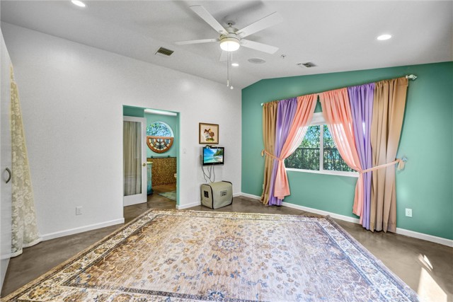 Detail Gallery Image 45 of 50 For 25304 Rolling Greens, Saugus,  CA 91350 - 6 Beds | 4 Baths