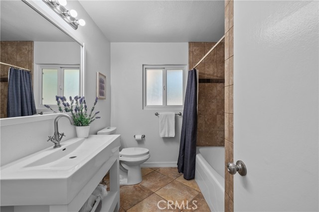 Detail Gallery Image 29 of 49 For 354 Westlake Dr, Palmdale,  CA 93551 - 5 Beds | 3 Baths