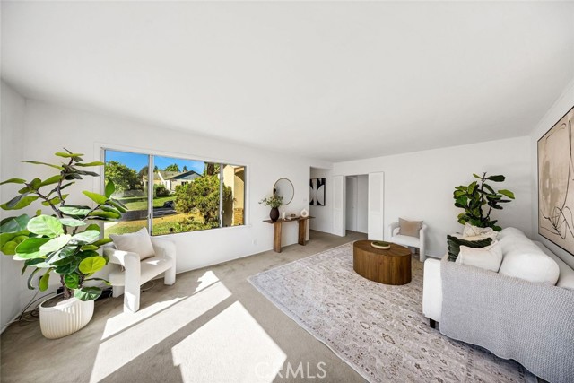 2412 Hagen photo 10
