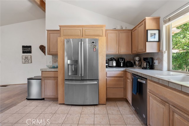 1733 Arteique Rd, Topanga CA: https://media.crmls.org/medias/00347765-81f4-4e2d-b124-e05a18de7108.jpg