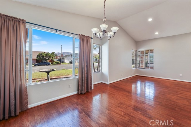 1042 Bassett Court, San Dimas CA: https://media.crmls.org/medias/0035a1c6-e0ba-472e-a6ca-6f1e05100fee.jpg