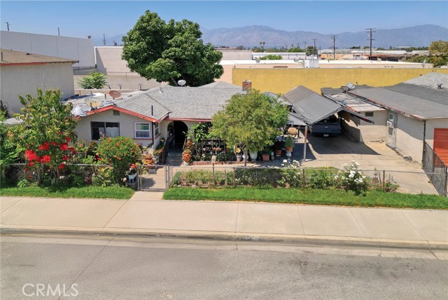 2403 Lee Avenue, South El Monte CA: https://media.crmls.org/medias/0035a6f8-89b0-43a3-b116-4ea843e830bb.jpg