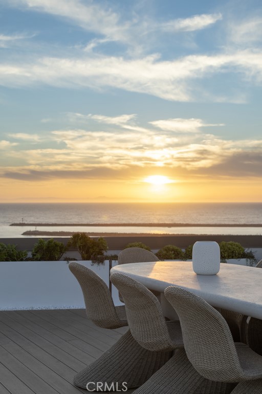 Detail Gallery Image 39 of 42 For 3512 Ocean Bld, Corona Del Mar,  CA 92625 - 5 Beds | 7/4 Baths