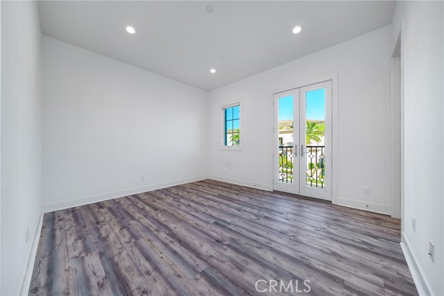 56 Egret, Irvine CA: https://media.crmls.org/medias/00371270-7f5f-4680-8817-f8259b5b0aa3.jpg