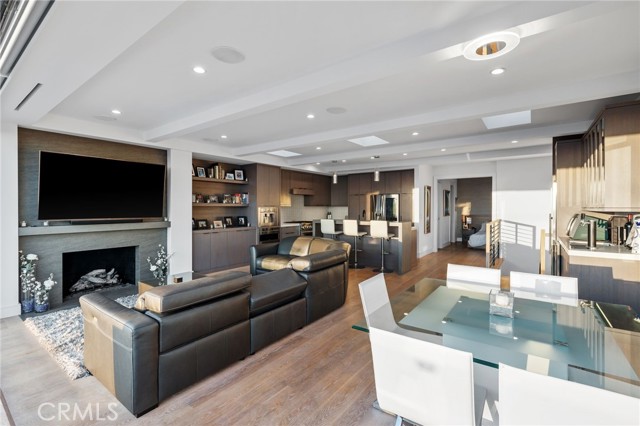 1737 Manhattan Avenue, Hermosa Beach CA: https://media.crmls.org/medias/00375879-f1db-4ec3-9f6a-e6f781f9c7d9.jpg