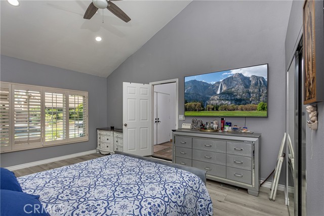 Detail Gallery Image 21 of 45 For 14048 Wagon Mound Rd, –,  CA 91342 - 5 Beds | 3 Baths