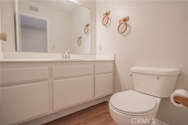 Detail Gallery Image 24 of 35 For 8323 Grenoble #32,  Sunland,  CA 91040 - 3 Beds | 2/1 Baths