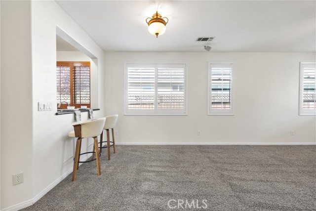 Detail Gallery Image 6 of 33 For 420 Hollyhill, Bakersfield,  CA 93312 - 3 Beds | 2 Baths