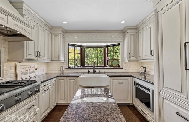 Detail Gallery Image 27 of 56 For 4200 Abbington Ct, Westlake Village,  CA 91361 - 5 Beds | 3 Baths