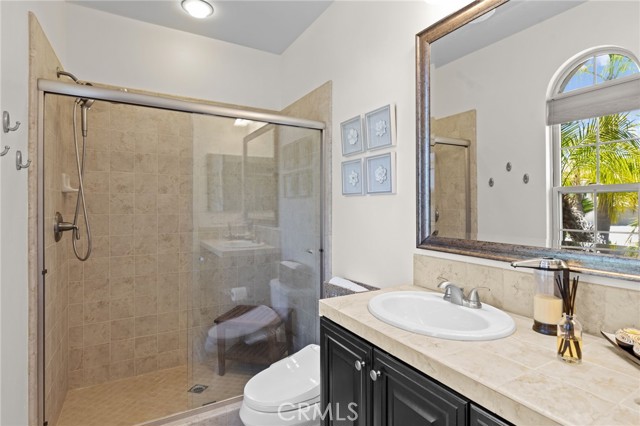 Image 27 of 48 For 15020 Applewood Court