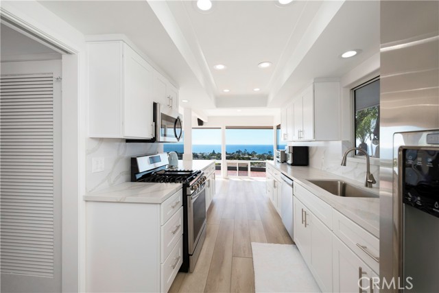 32461 Mediterranean Drive, Dana Point CA: https://media.crmls.org/medias/0038fcea-c23b-4699-80ab-11fa509f5dfd.jpg