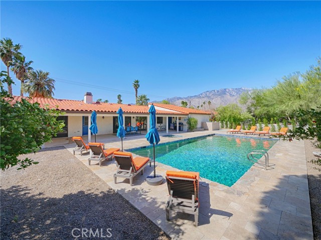 Detail Gallery Image 2 of 48 For 3060 E Verona Rd, Palm Springs,  CA 92262 - 5 Beds | 3 Baths