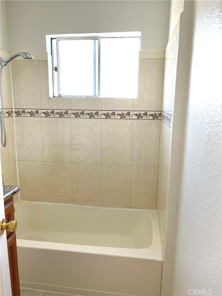 MLS #OC22044439 image #7