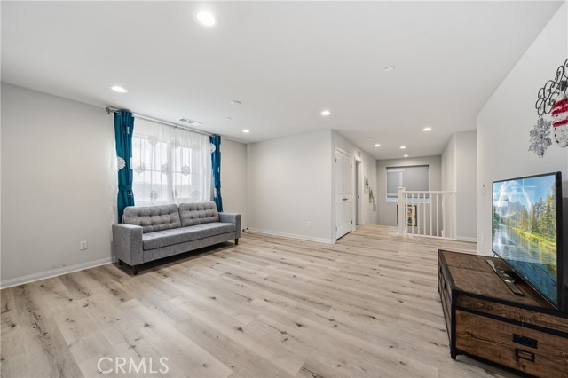 Detail Gallery Image 27 of 56 For 11111 Day, Jurupa Valley,  CA 91752 - 7 Beds | 5 Baths