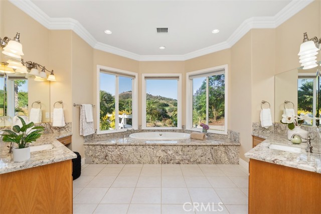 Detail Gallery Image 24 of 73 For 23505 Carancho Rd, Temecula,  CA 92590 - 4 Beds | 4/1 Baths