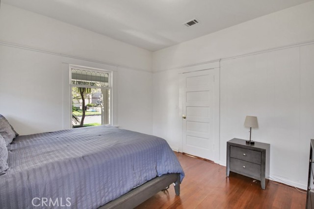 522 S Helena Street, Anaheim CA: https://media.crmls.org/medias/003c4852-8264-4d3f-9fce-e8e7935a9ea1.jpg
