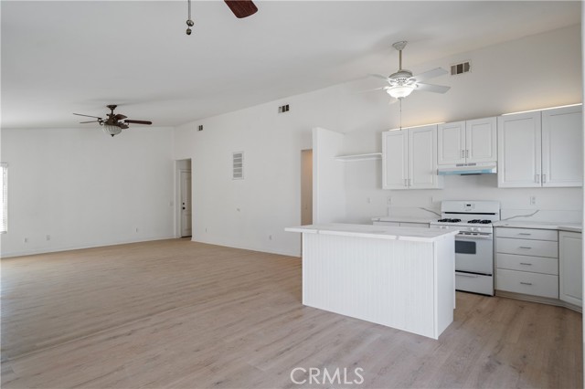 Detail Gallery Image 8 of 25 For 29582 Toomas Cir, Menifee,  CA 92587 - 3 Beds | 2 Baths