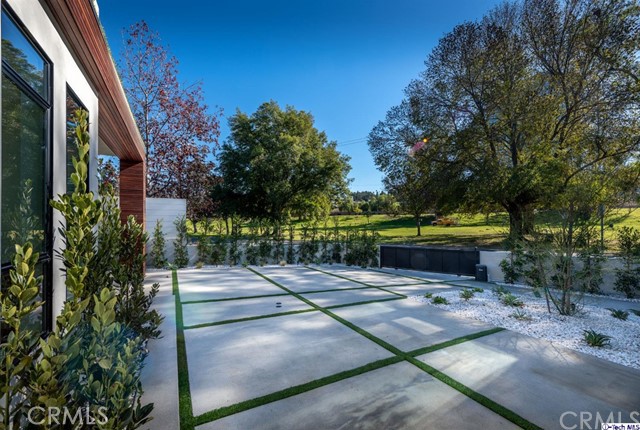 4 Bed Home for Sale in Studio City, California