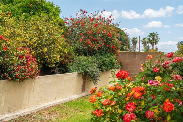 Detail Gallery Image 10 of 45 For 2219 S Elderberry Ave, Ontario,  CA 91762 - 4 Beds | 2 Baths