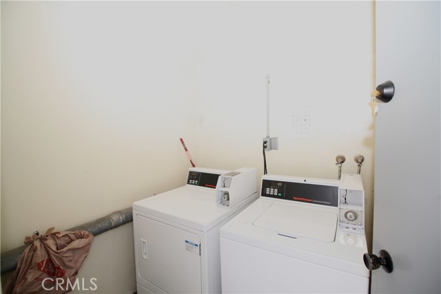 Detail Gallery Image 6 of 6 For 2677 Orchard #2,  Los Angeles,  CA 90007 - 1 Beds | 1 Baths