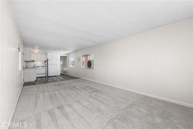 Detail Gallery Image 9 of 29 For 2013 Windharp, Rosamond,  CA 93560 - 2 Beds | 1 Baths