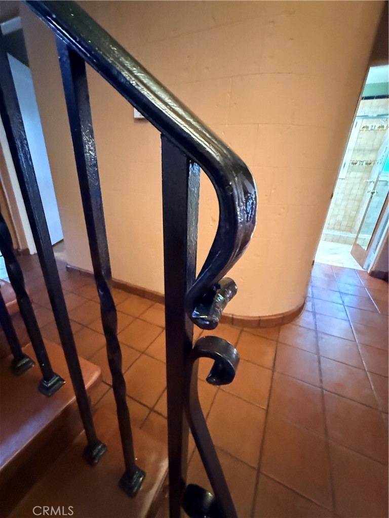 https://media.crmls.org/medias/003e886a-42bc-414f-bfae-904590d19732.jpg?preset=X-Large