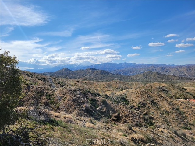 Detail Gallery Image 11 of 13 For 56335 Eagles Nest Rd, Yucca Valley,  CA 92284 - – Beds | – Baths