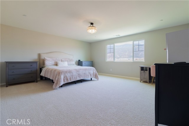 Detail Gallery Image 24 of 52 For 16034 Ulysses Ln, Fontana,  CA 92336 - 6 Beds | 4/1 Baths
