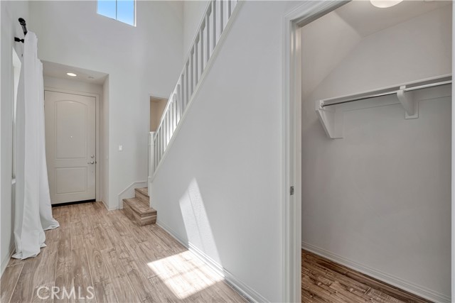 Detail Gallery Image 2 of 20 For 191 Bright Poppy, Irvine,  CA 92618 - 3 Beds | 2/1 Baths