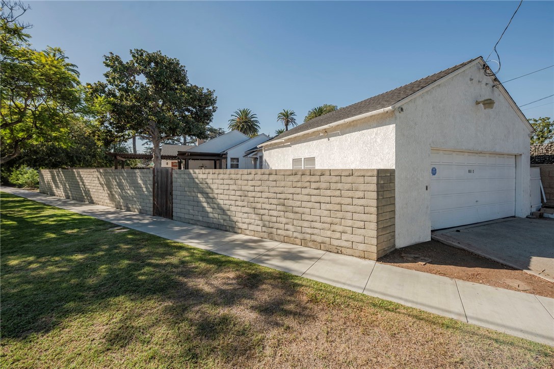 Detail Gallery Image 36 of 40 For 145 W San Antonio Dr, Long Beach,  CA 90807 - 3 Beds | 2 Baths