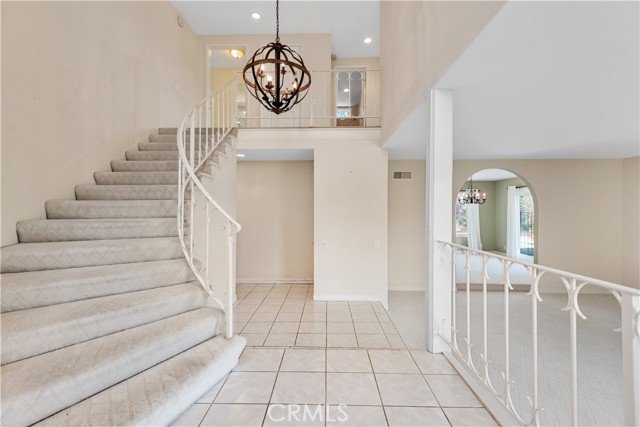 2135 Highgate Road photo 5