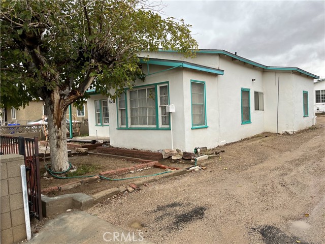 Detail Gallery Image 3 of 15 For 604 E Buena Vista, Barstow,  CA 92311 - – Beds | – Baths