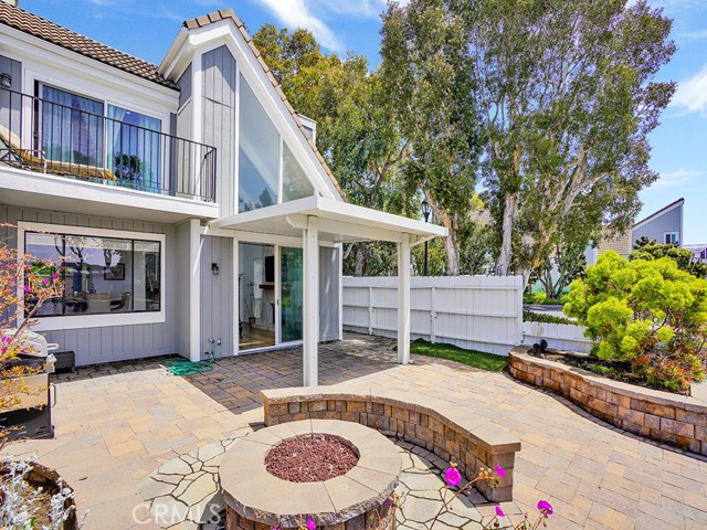 Detail Gallery Image 34 of 63 For 3842 Montego Dr, Huntington Beach,  CA 92649 - 4 Beds | 3 Baths