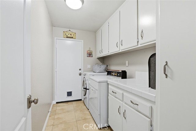 Detail Gallery Image 18 of 42 For 15546 Mallory Ct, Moorpark,  CA 93021 - 4 Beds | 3 Baths