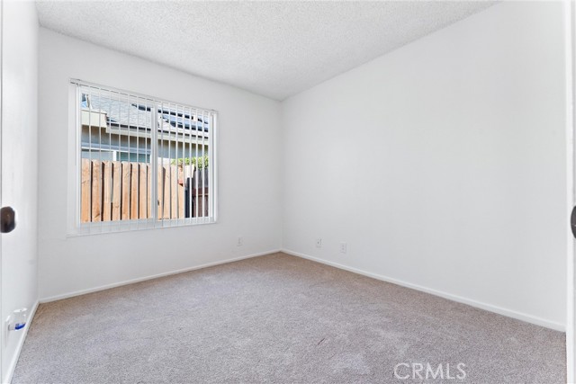 14882 Groveview Lane, Irvine CA: https://media.crmls.org/medias/0041615b-8f97-4350-94b3-8ea2579aa6cf.jpg