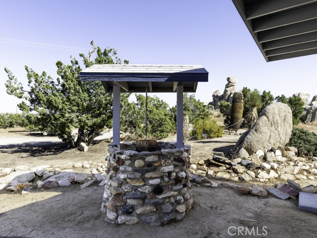 Detail Gallery Image 36 of 63 For 5564 Old Woman Springs Rd, Yucca Valley,  CA 92284 - 2 Beds | 1 Baths