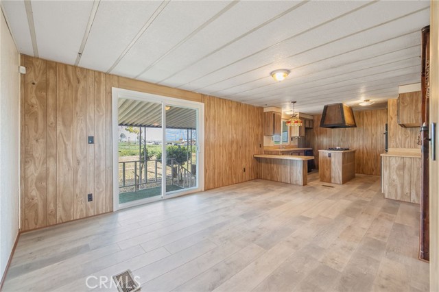 Detail Gallery Image 13 of 45 For 13941 9th Ave, Hanford,  CA 93230 - 3 Beds | 2 Baths