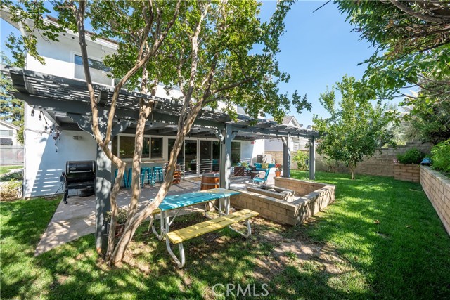 Detail Gallery Image 30 of 40 For 25451 via Macarena, Valencia,  CA 91355 - 5 Beds | 3 Baths