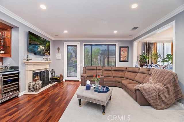 Image 17 of 57 For 20642 Iris Canyon Road