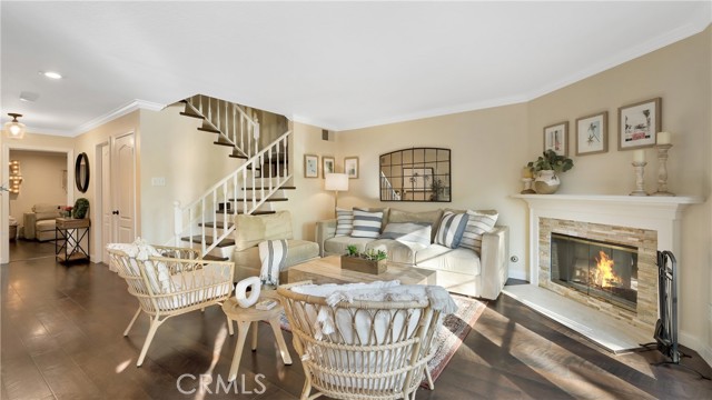 Detail Gallery Image 3 of 28 For 30114 Diana Ct, Agoura Hills,  CA 91301 - 3 Beds | 3 Baths