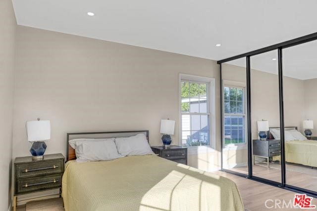 Detail Gallery Image 6 of 8 For 3500 Tuller, Los Angeles,  CA 90034 - 3 Beds | 2 Baths