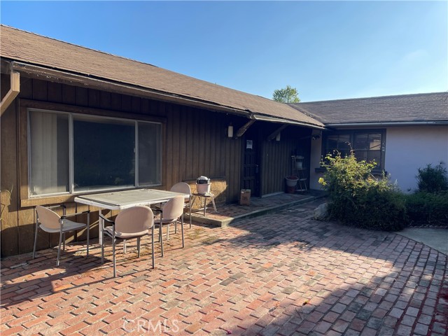 22920 Roscoe Boulevard photo 7