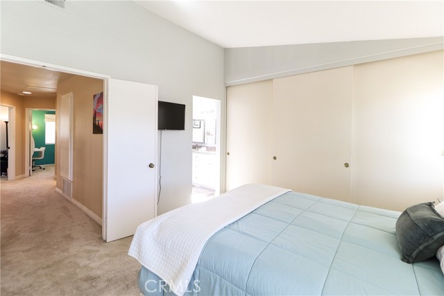 Detail Gallery Image 24 of 75 For 26845 Black Horse Cir, Corona,  CA 92883 - 3 Beds | 2/1 Baths