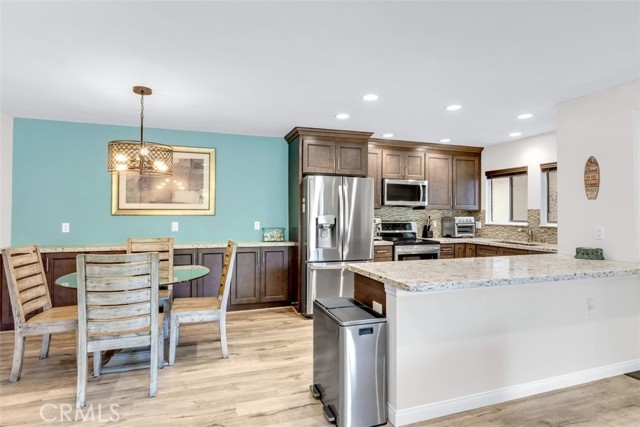 Detail Gallery Image 6 of 41 For 2096 Ronda Granada #O,  Laguna Woods,  CA 92637 - 2 Beds | 2 Baths