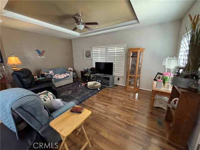 28876 Calle De La Paz, Murrieta CA: https://media.crmls.org/medias/00457610-8c36-4c7c-8c36-c899530aa892.jpg