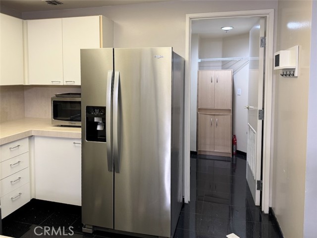 Detail Gallery Image 12 of 57 For 525 E Seaside Way #305,  Long Beach,  CA 90802 - 2 Beds | 1/1 Baths