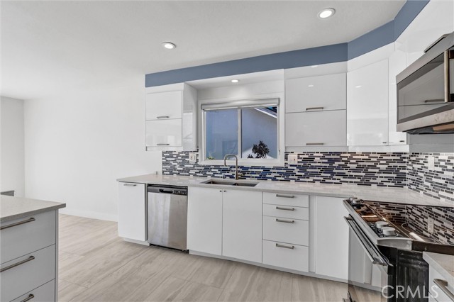 Detail Gallery Image 5 of 27 For 4023 Calle Mayo, San Clemente,  CA 92673 - 2 Beds | 2 Baths