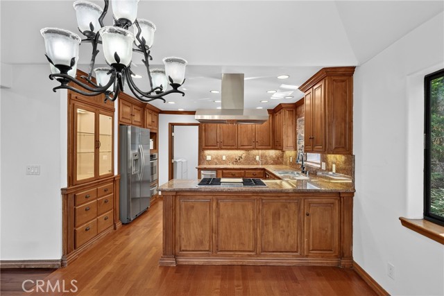 279 S Cumberland, Lake Arrowhead, CA 92352